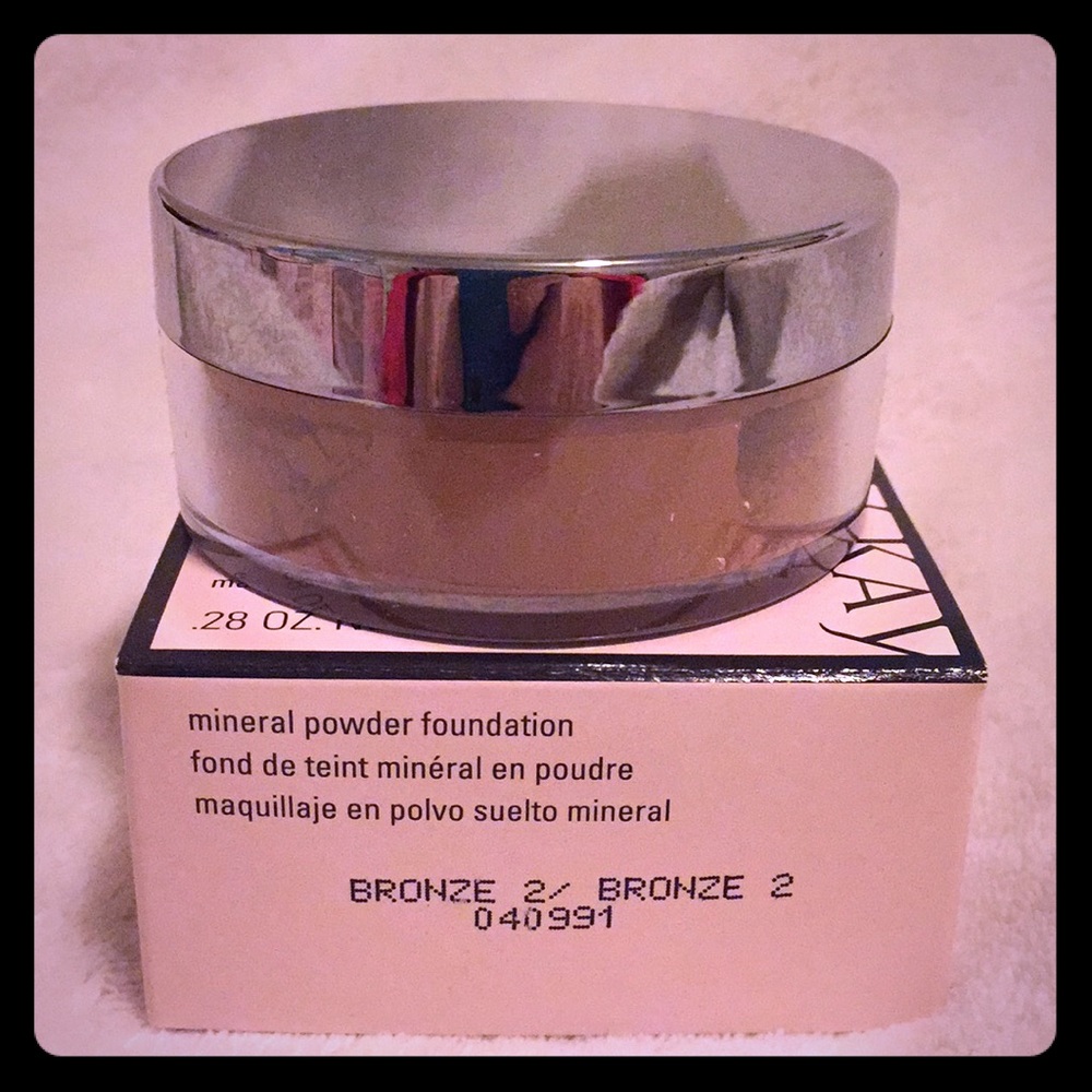 Mary Kay Mineral Powder Foundation - Bronze 2